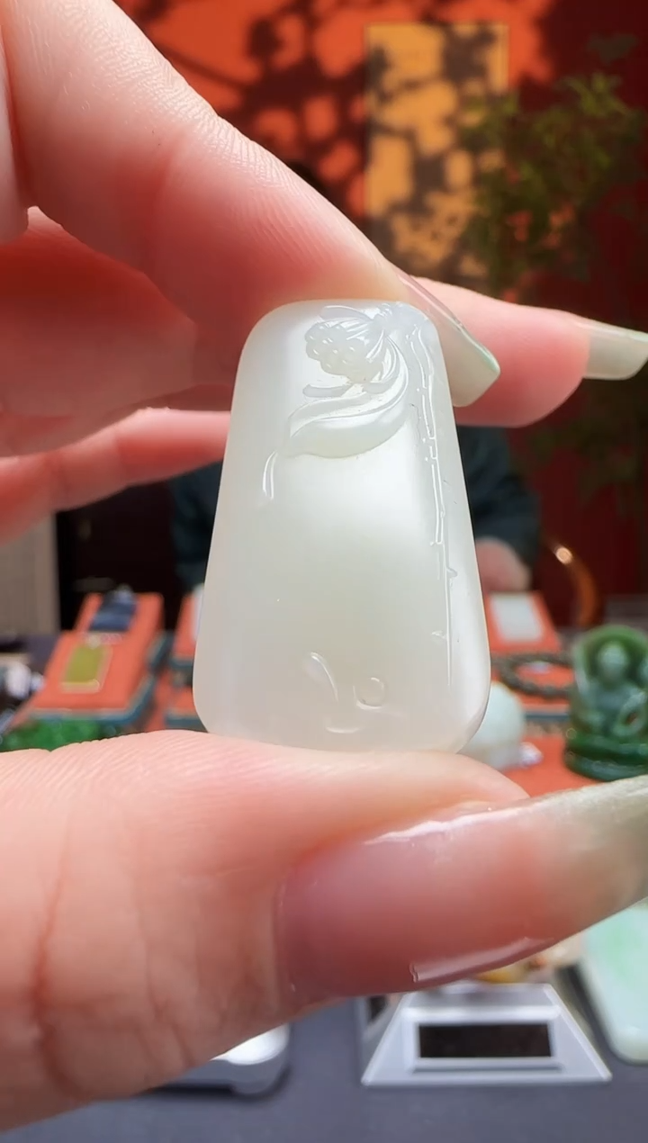 【闪购商品】和田玉吊坠未镶嵌吊坠10.3克米达