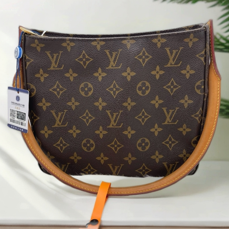 95新 LouisVuitton/路易威登 lv中古looping中号（010835）经典奢侈