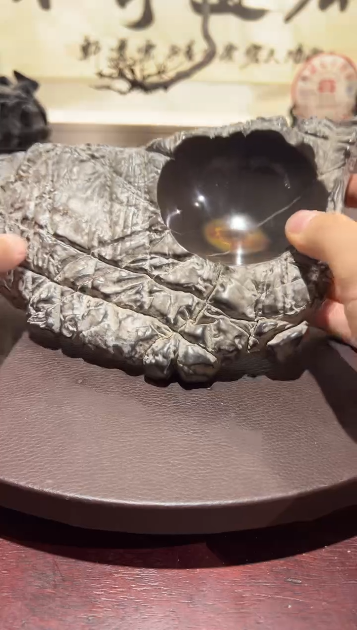 过*意境典雅砚台烟缸摆件