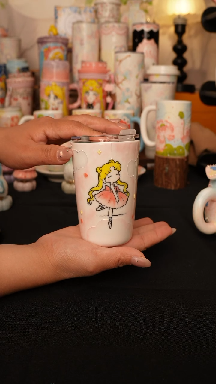 陶景德镇手绘的杯子  