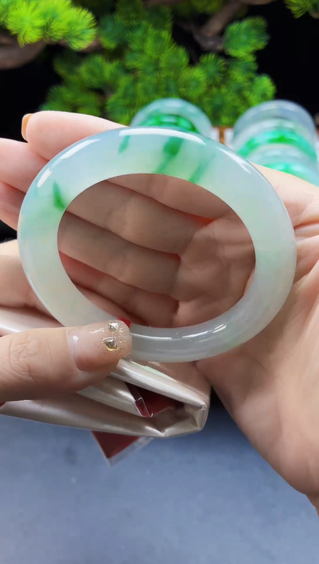 未镶嵌手镯翡翠A33