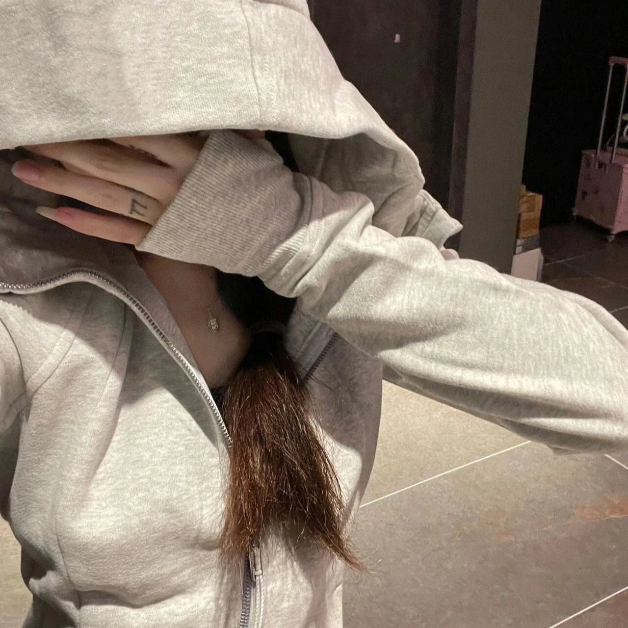 一模一样的小章鱼家同款系列全拉链修身长袖连帽卫衣女-6588专属
