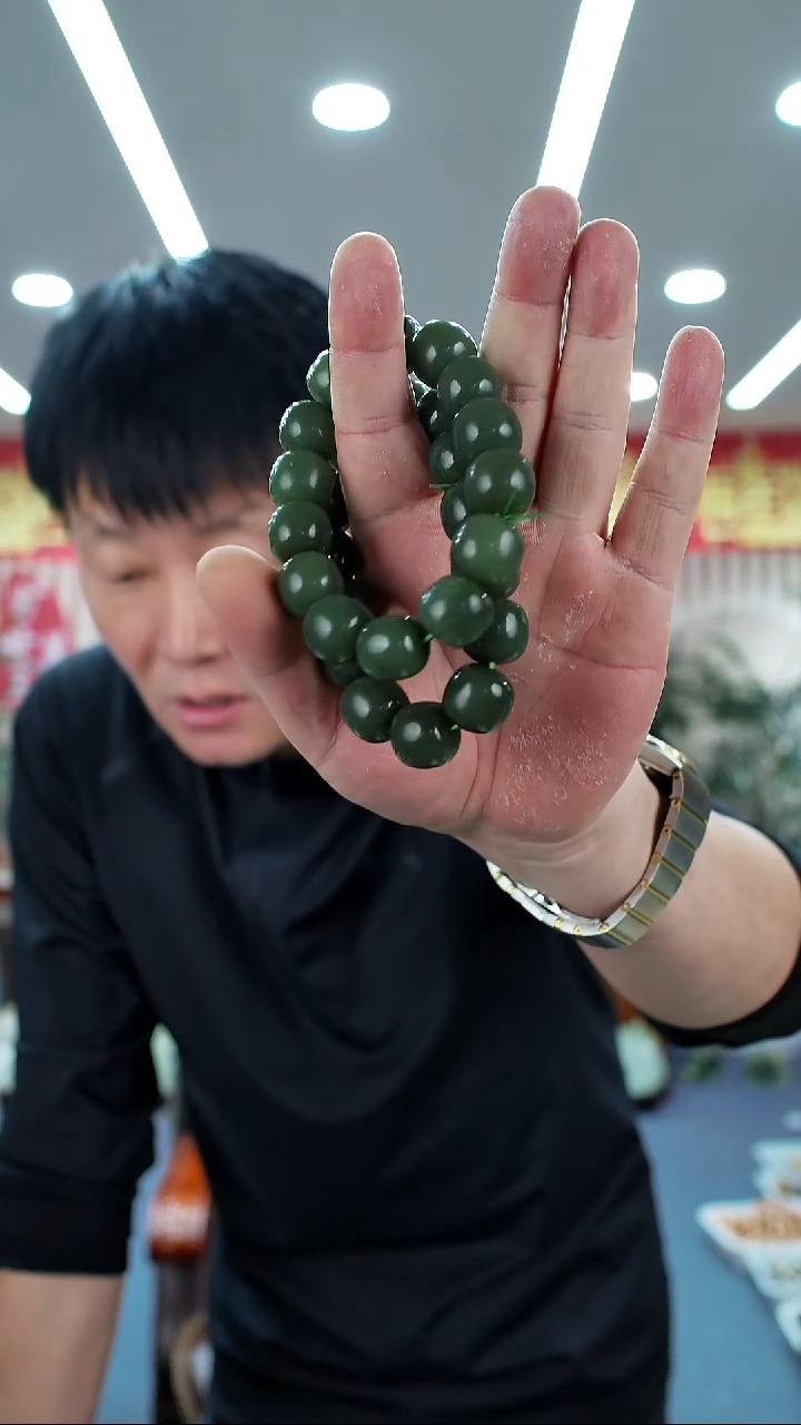 未镶嵌手链透闪石质玉16