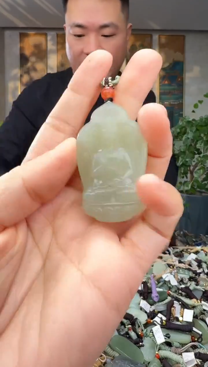 未镶嵌和田玉挂件拍一发一