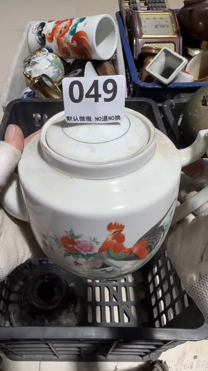 瓷片何*华亿容工艺品049