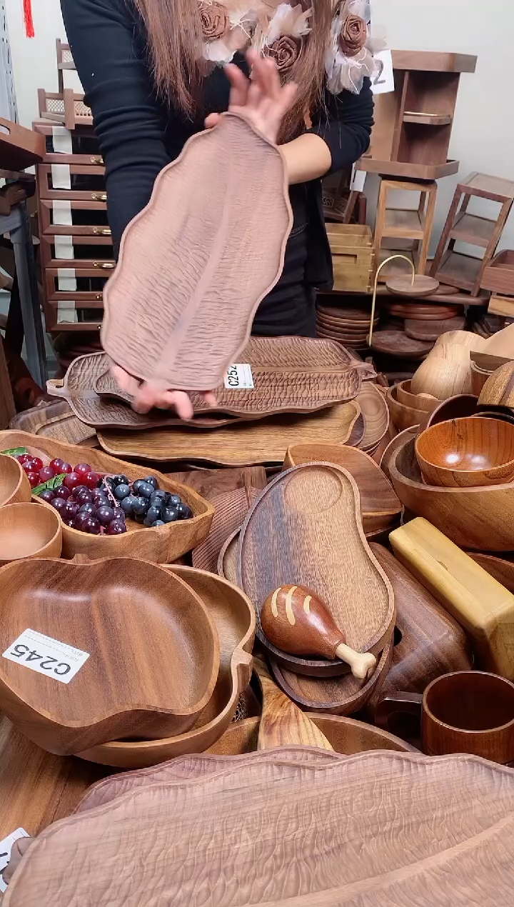 木  北美黑胡桃木树叶盘40*20*2cm