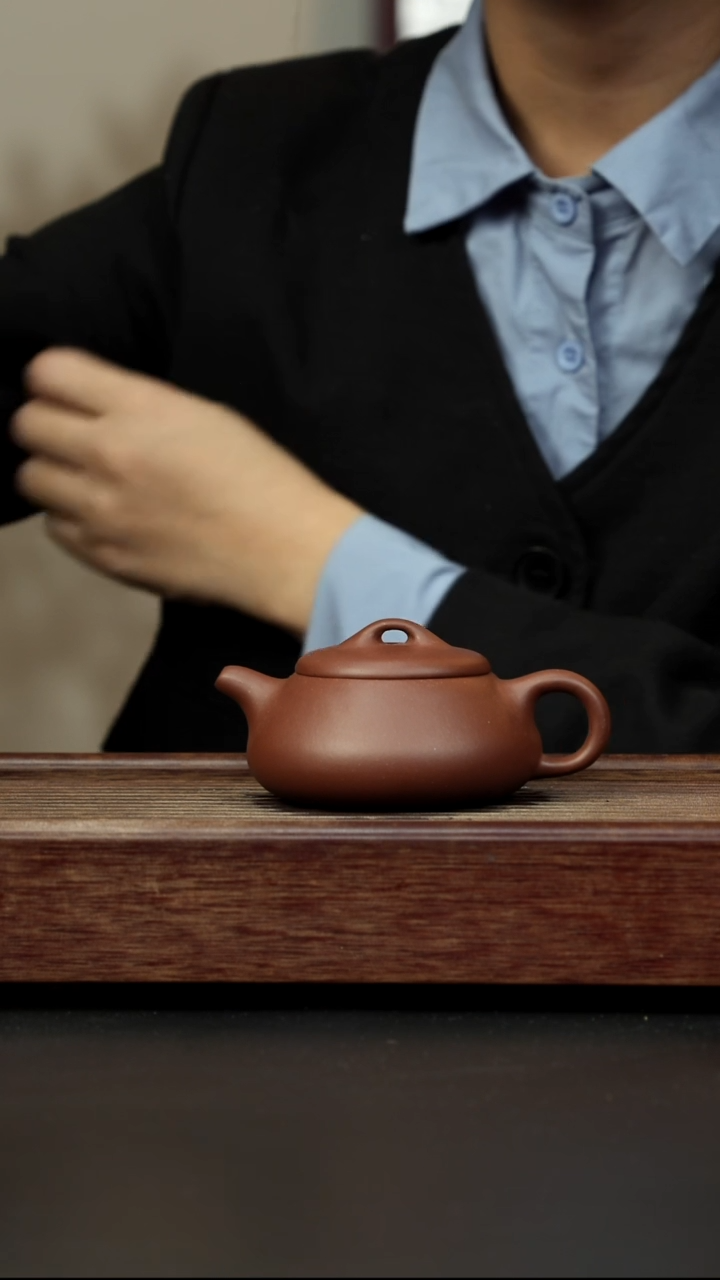 紫砂茶壶底槽清 过桥扁腹