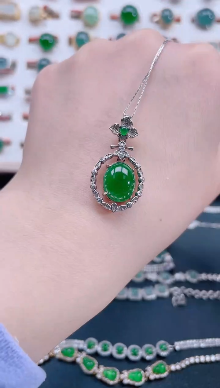 颈饰银S925镶嵌翡翠天然翡翠