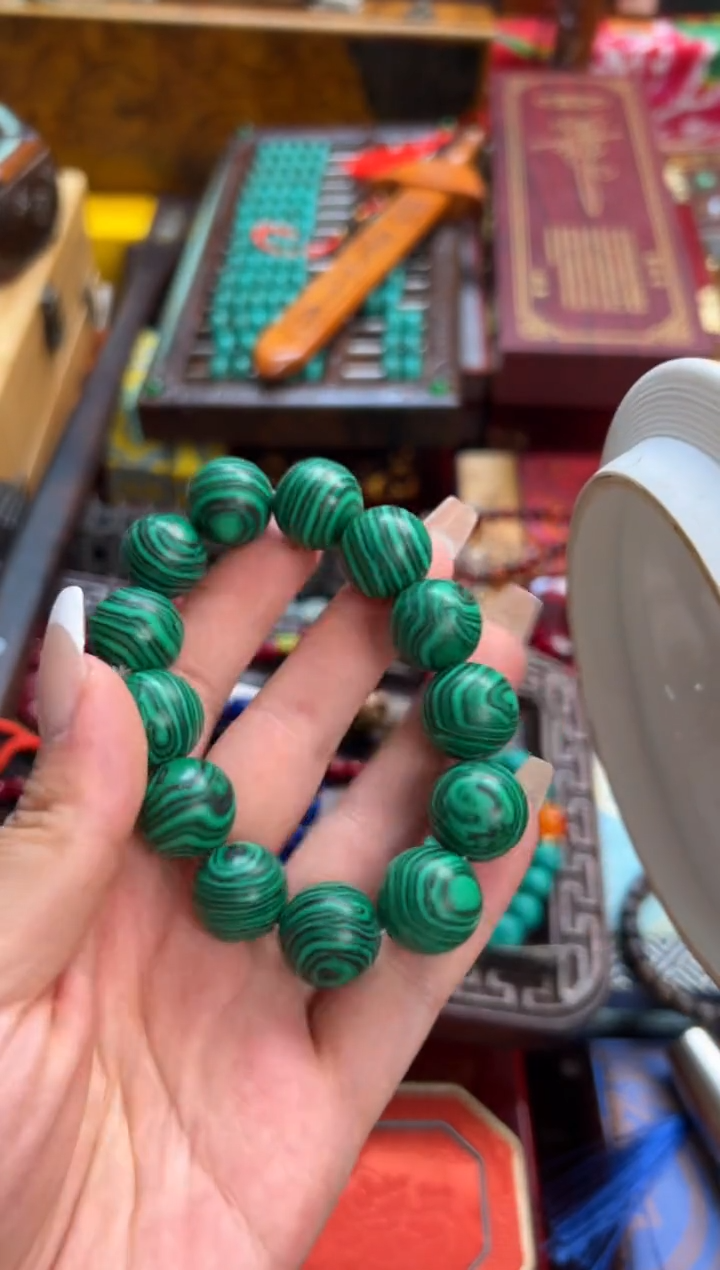 瓷片--------瓷---------孔雀石手串