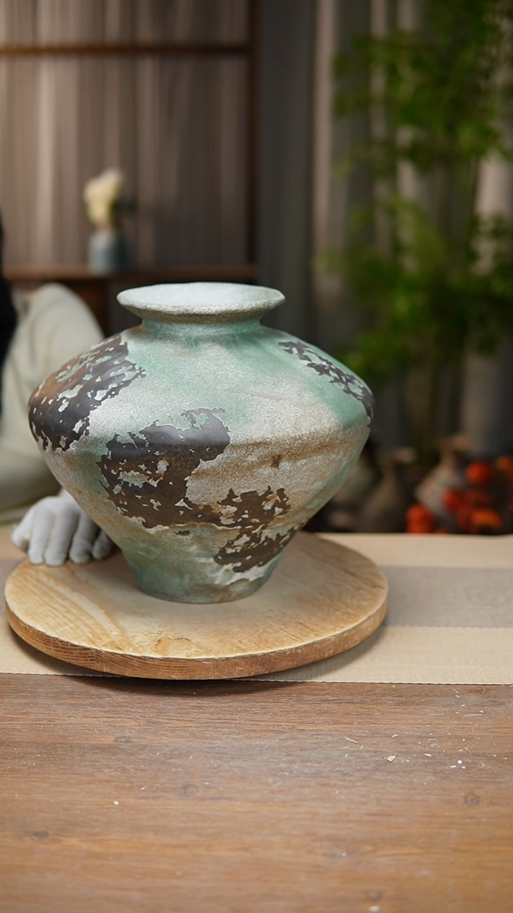 【闪购商品】陶瓷   花器诧寂复古绿大飞碟