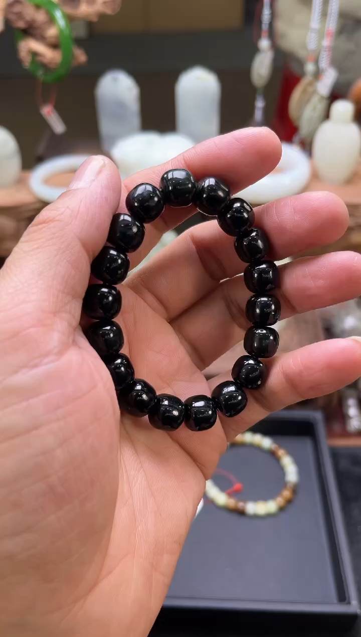 【闪购商品】和田玉手串未镶嵌卡10+青海黑青老型A