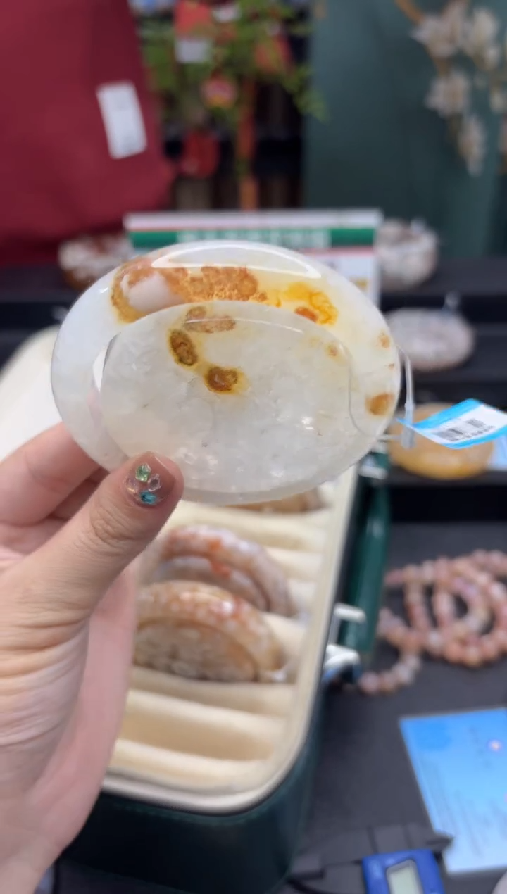 【闪购商品】石英质玉手镯未镶嵌683（65圈赠送镯心）