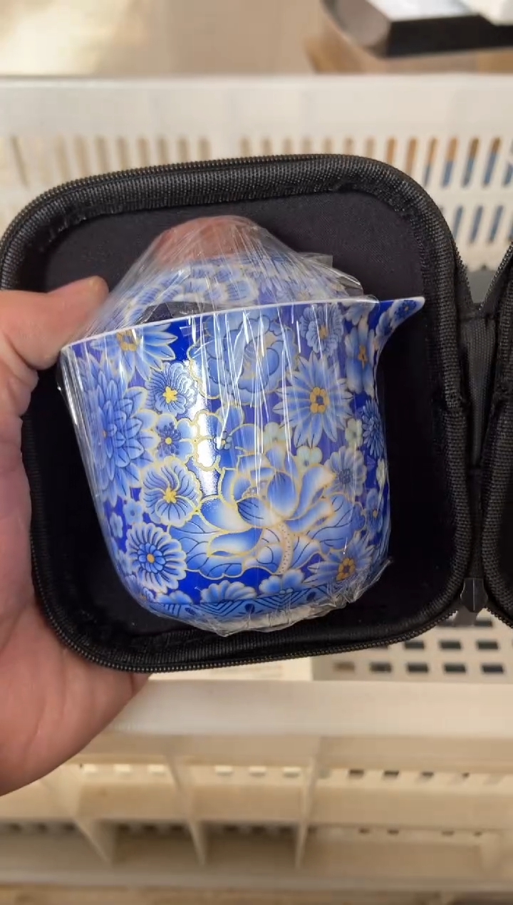 杯无运费险有瑕疵的摄影的产品有使用过的痕迹有点脏介意勿拍