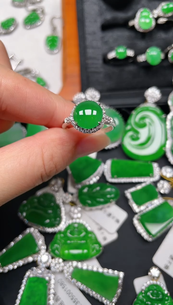 翡翠戒指银S925镶嵌翡翠