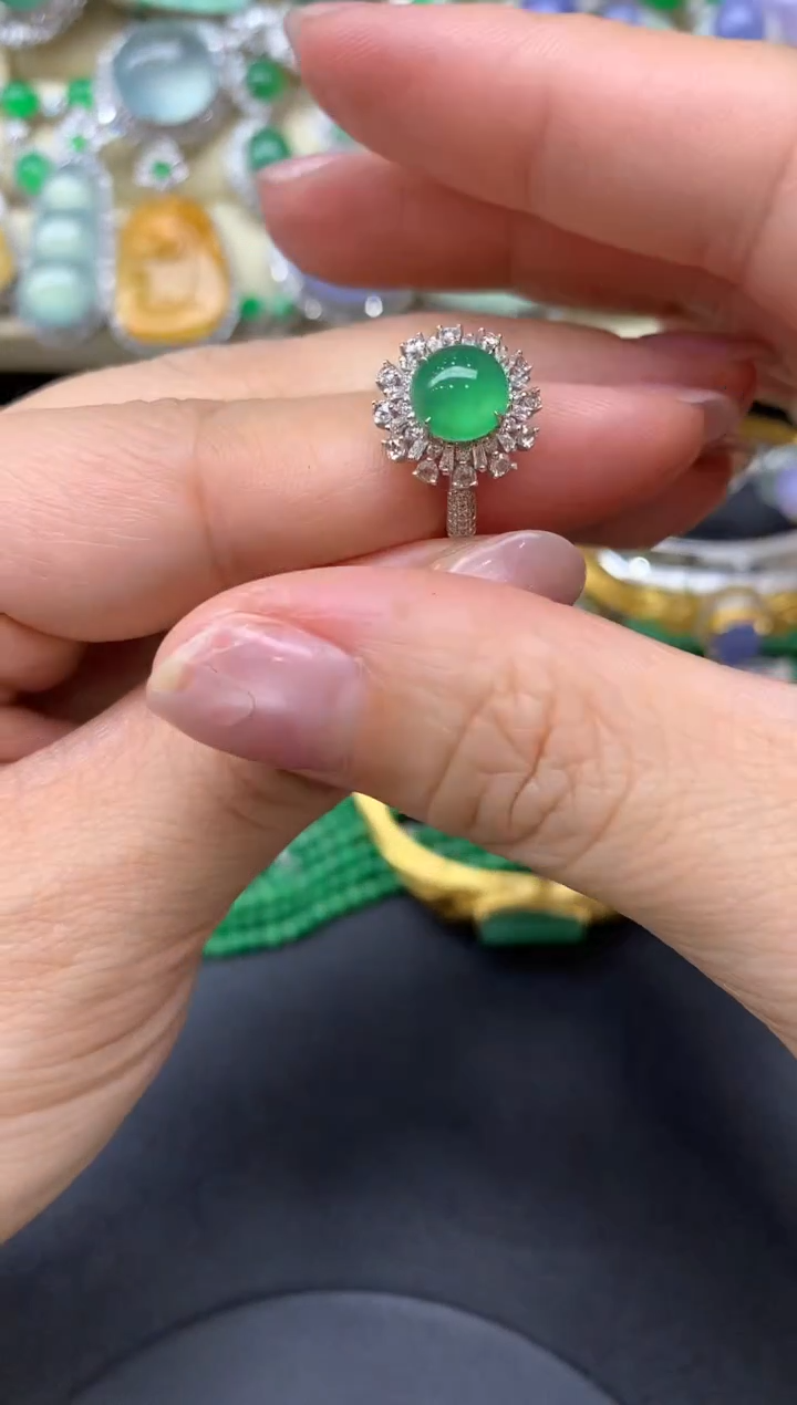 【闪购商品】翡翠戒指18K金镶嵌382中国好珍宝