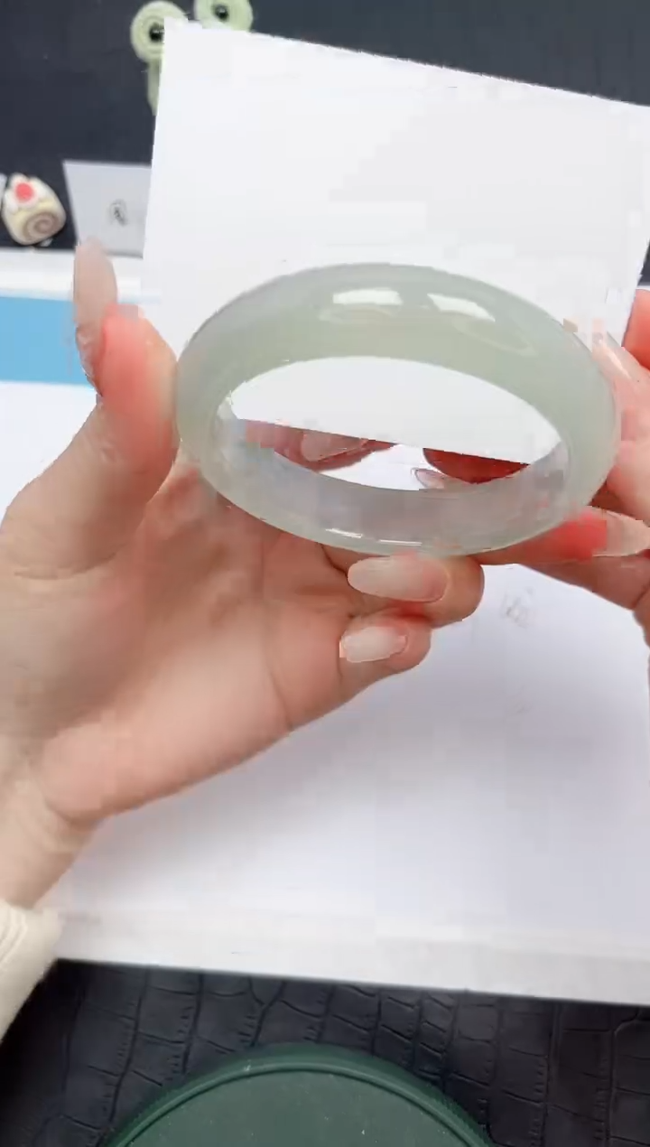 【闪购商品】石英质玉手镯未镶嵌304-60