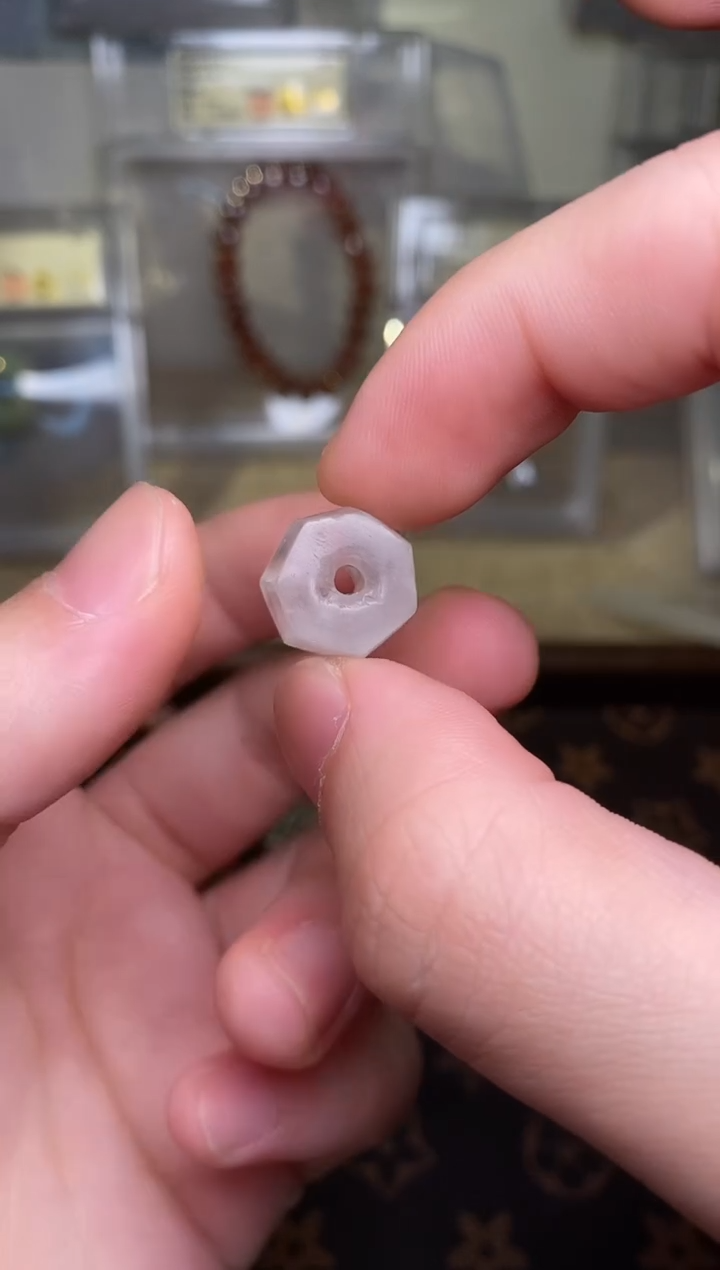 树脂制品多棱水晶