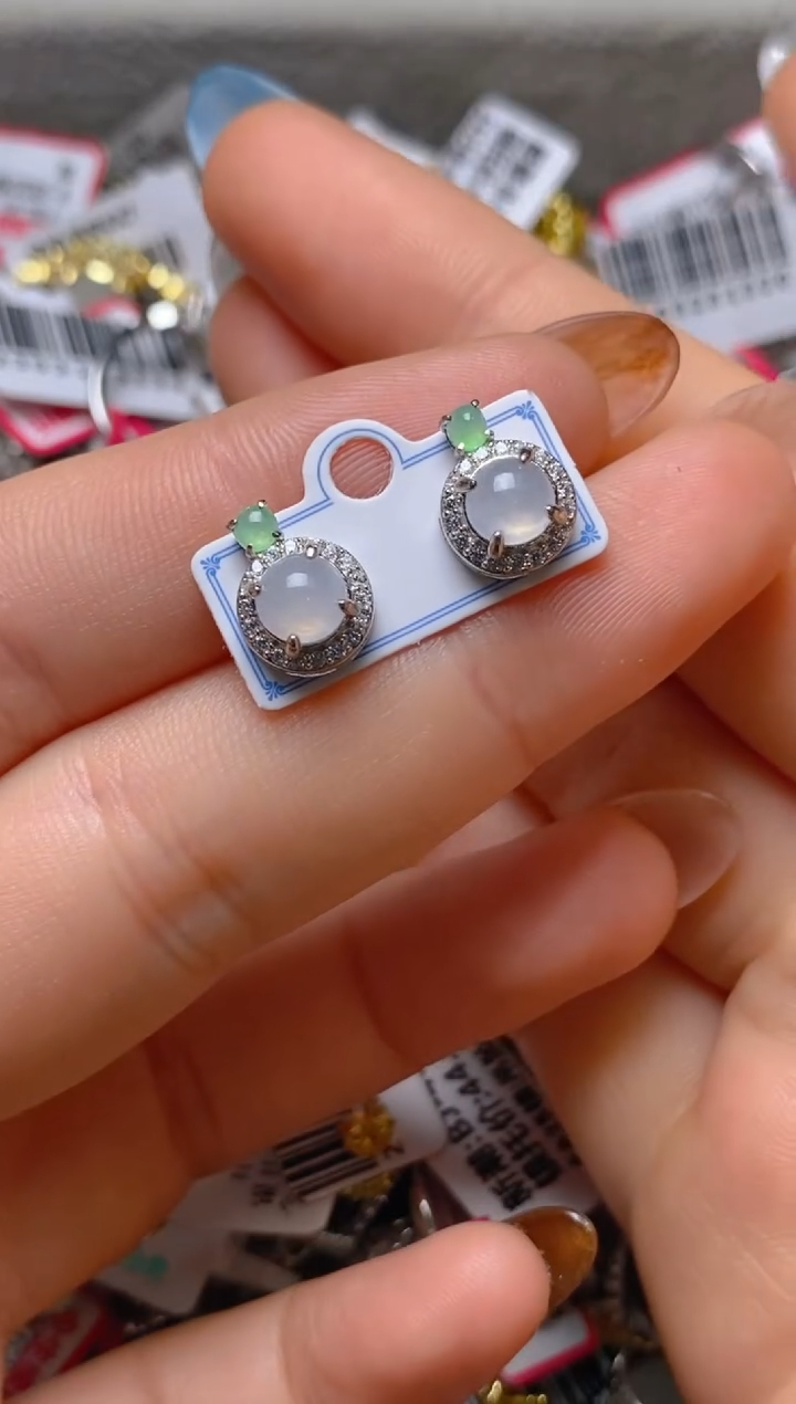 银S925镶嵌戒指翡翠百内无证书