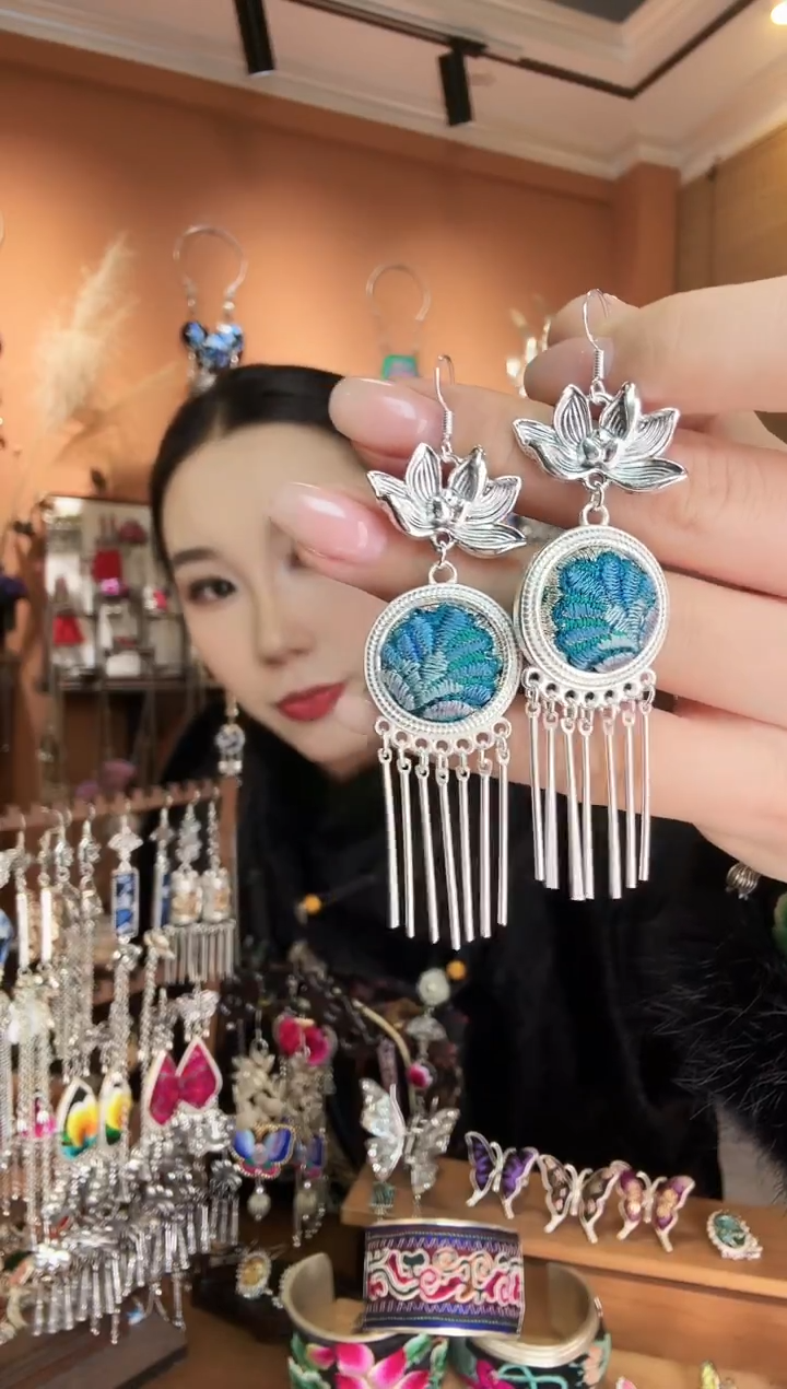 刺绣纯手工民族风耳环