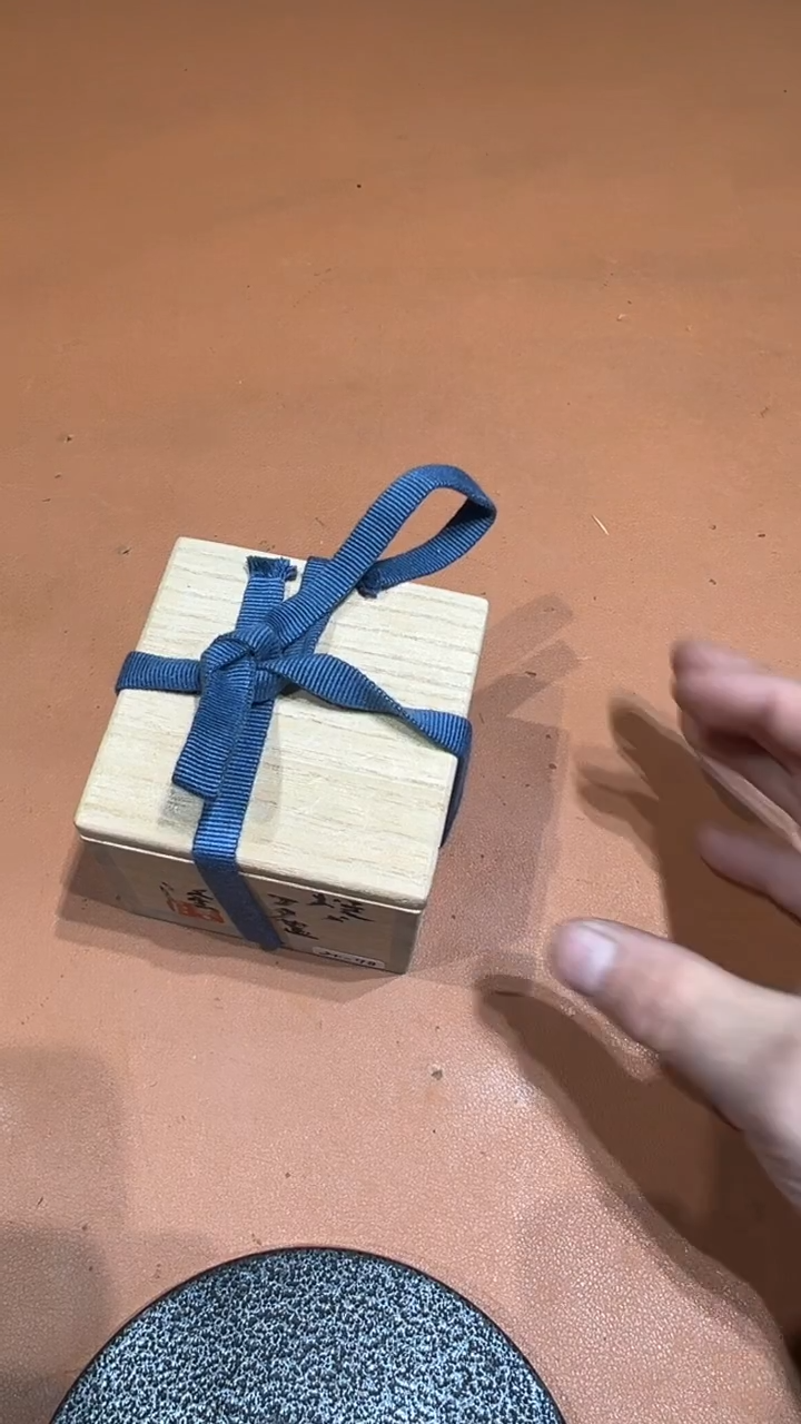 其他陶美***子阿达西日瓷摆件410