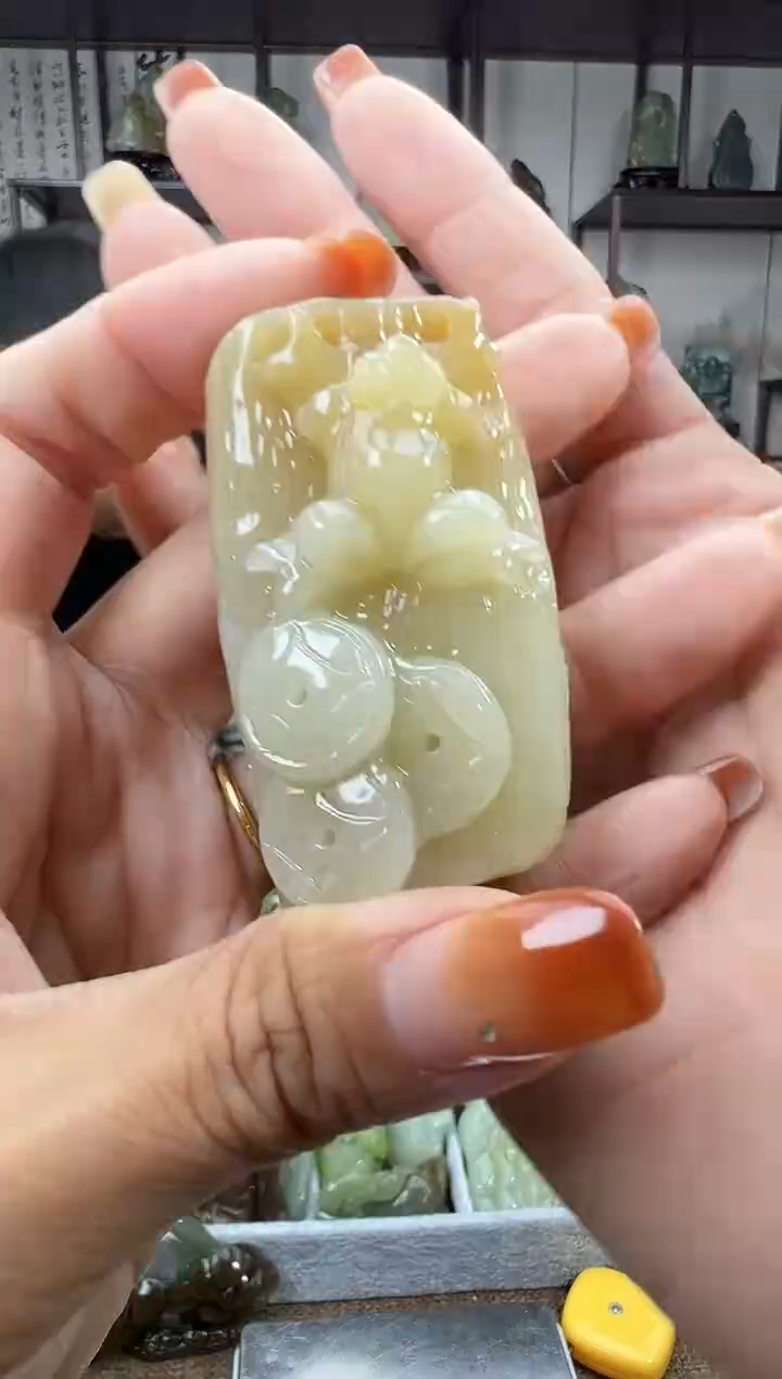 未镶嵌和田玉把件1