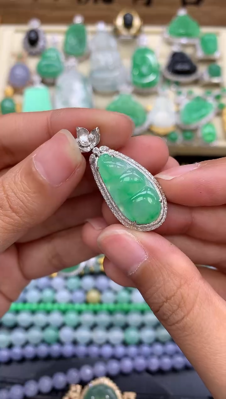 【闪购商品】翡翠颈饰18K金镶嵌61-中国好珍宝