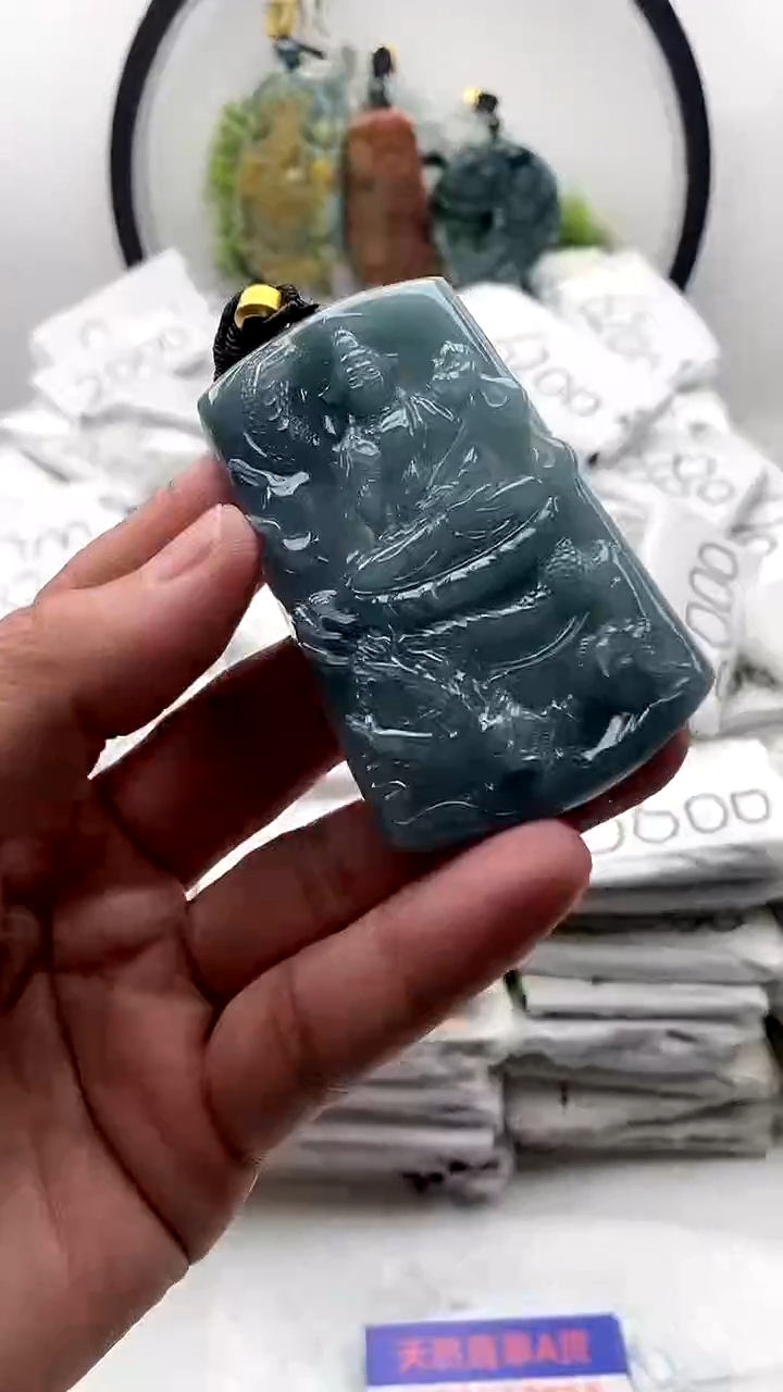 【闪购商品】翡翠颈饰未镶嵌大势至