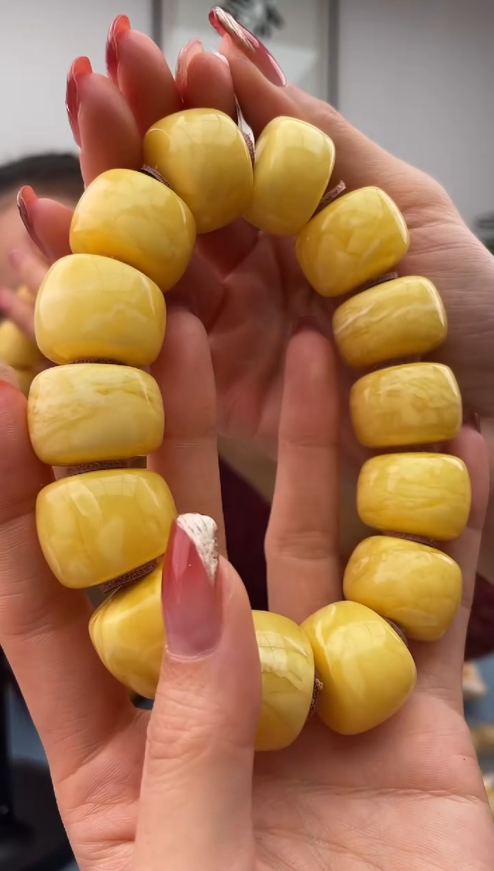 【闪购商品】蜜蜡珠宝奇石未镶嵌假一赔十，多样性发一件093