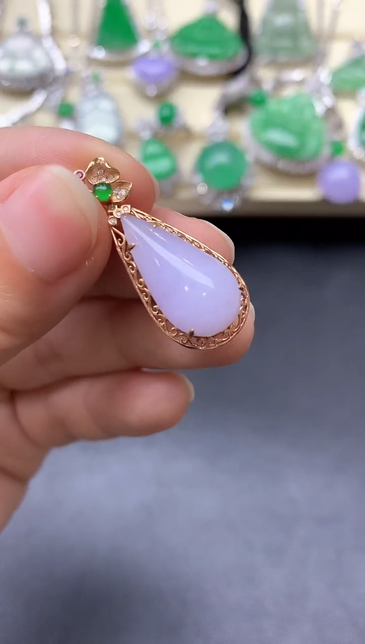 颈饰18K金镶嵌翡翠326-中国好珍宝