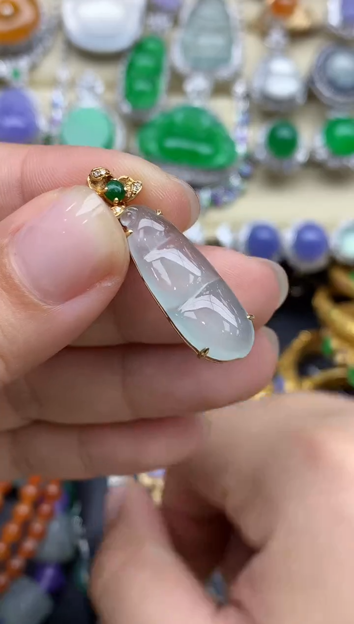 翡翠18K金镶嵌颈饰430-春日珠宝