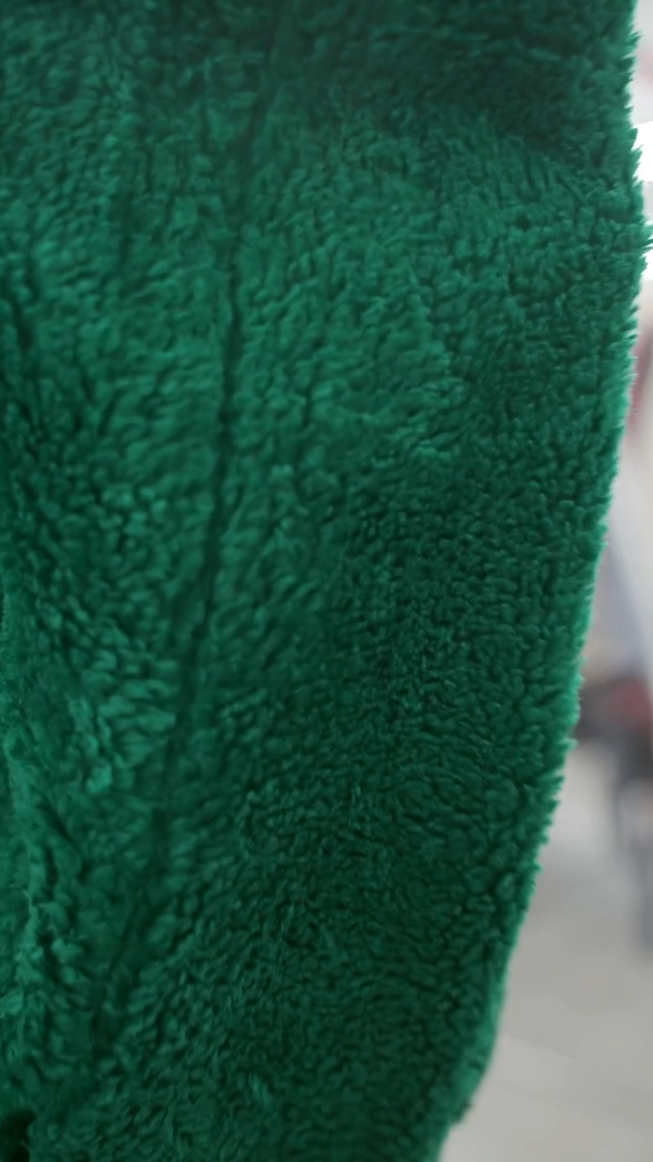 混纺1.9米BAL面料 .PA环保皮草墨绿色大衣服装布料 宽150CM 