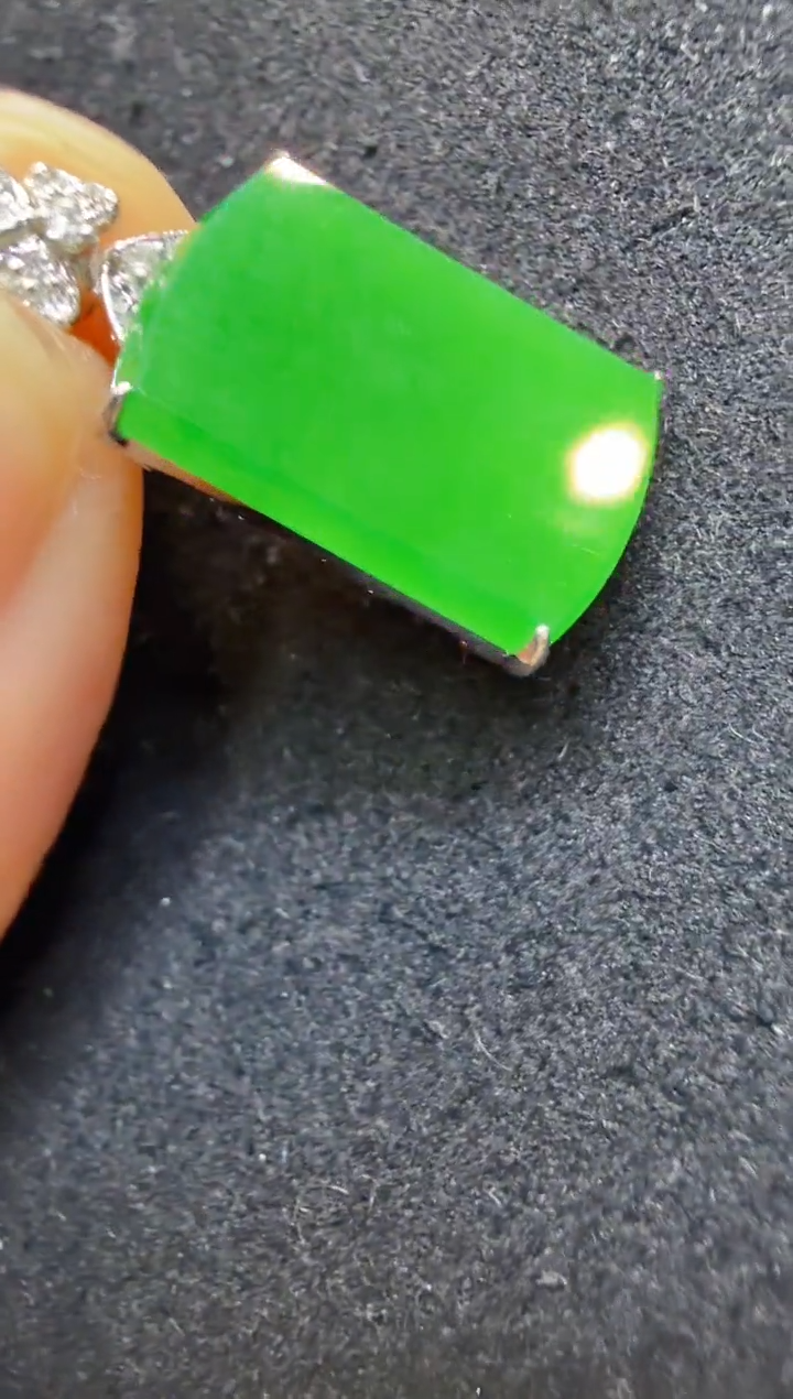 吊坠(不含链)18K金镶嵌翡翠多样性团购发一件