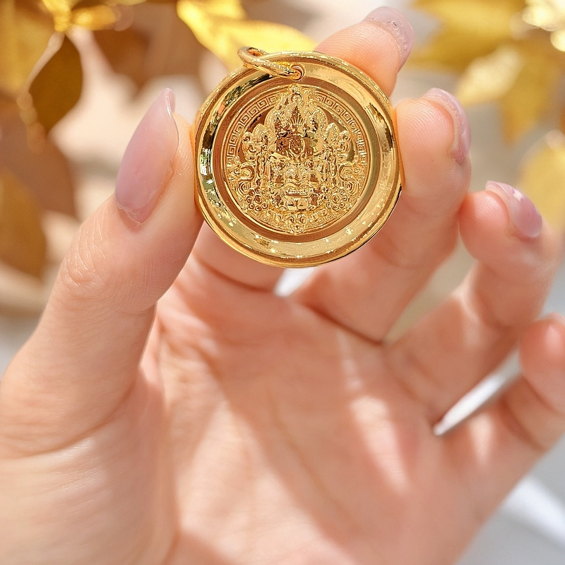 吊坠足银 足银吊坠 吉言黄财神铸厚金手工雕刻时尚复古女王双面