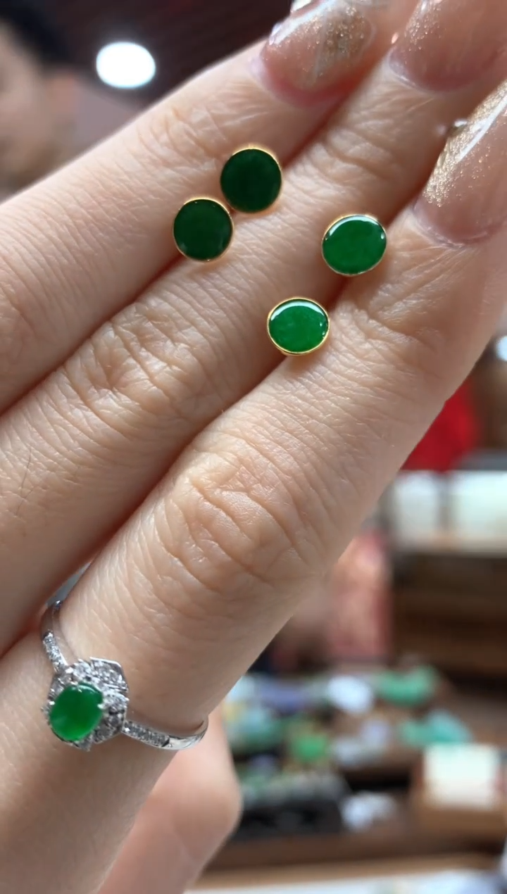 【闪购商品】翡翠耳钉18K金镶嵌耳钉