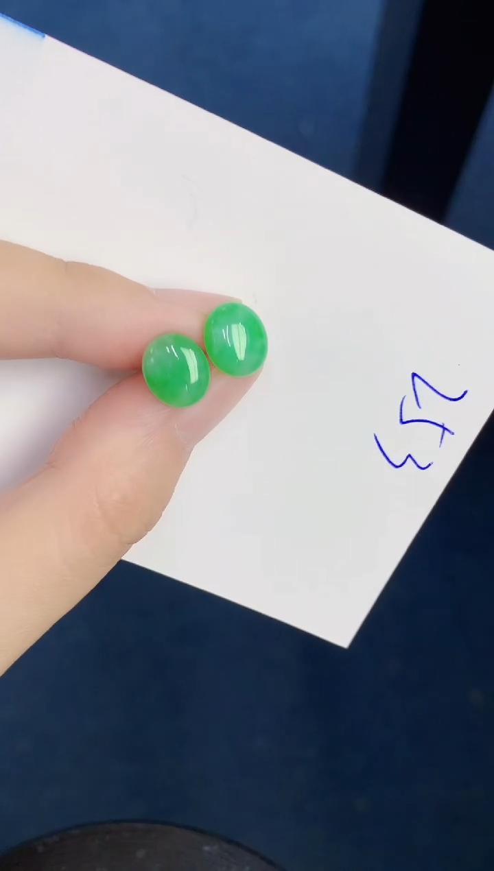 翡翠18K金镶嵌颈饰0000000000