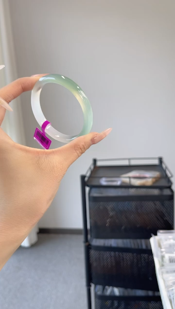 【闪购商品】玛瑙/玉髓手镯未镶嵌57-58圈