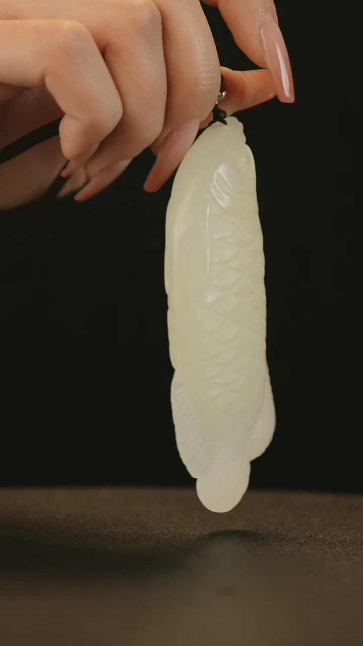 云南石妙造原创作品-金龙鱼把件