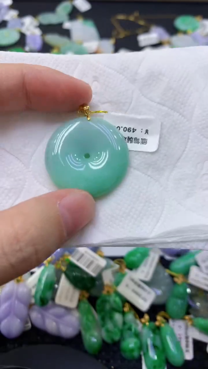 颈饰未镶嵌翡翠天然缅甸翡翠A货