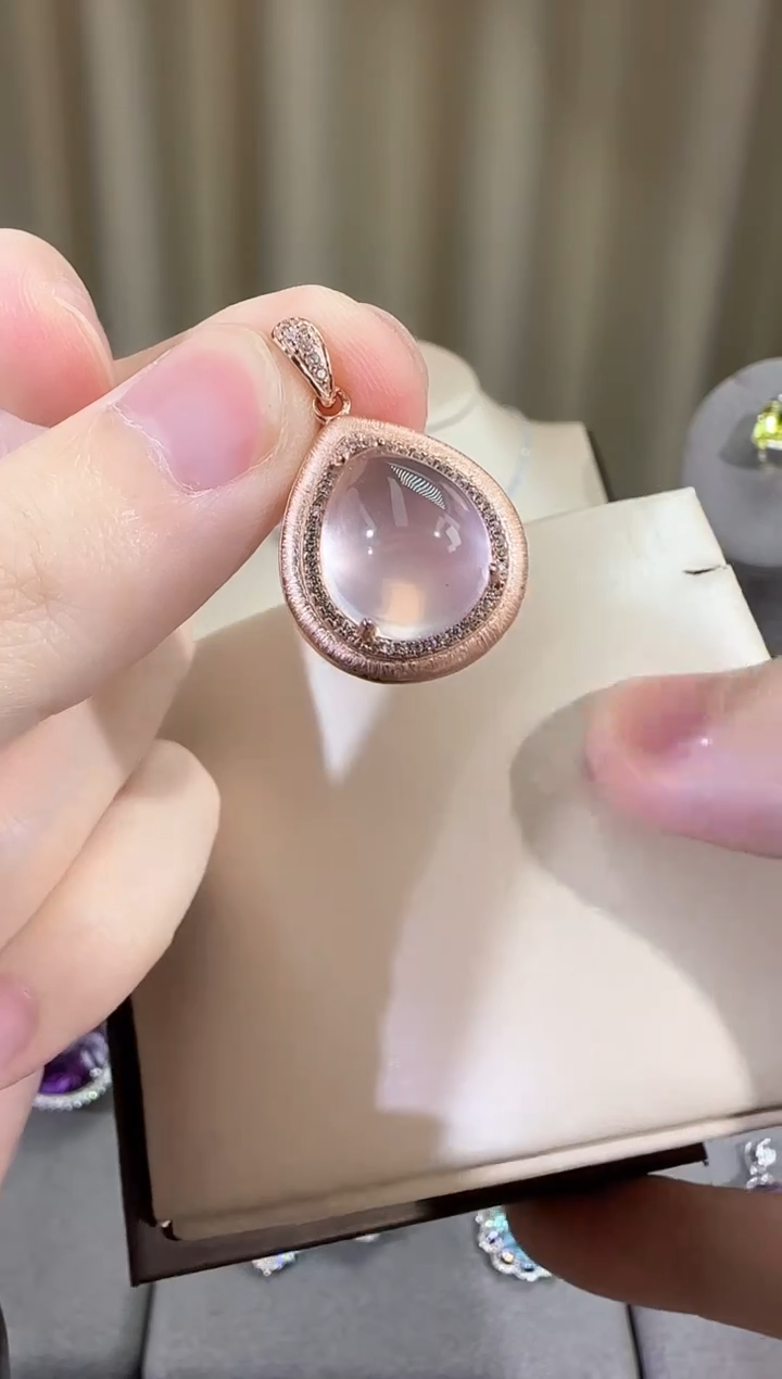 颈饰银S925镶嵌芙蓉石12*14mm星光粉水晶吊坠水滴款