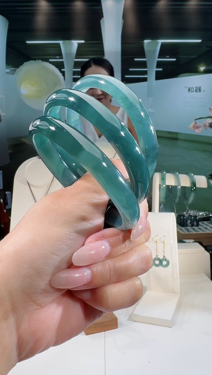翡翠手镯未镶嵌圈口可选多样性发一条