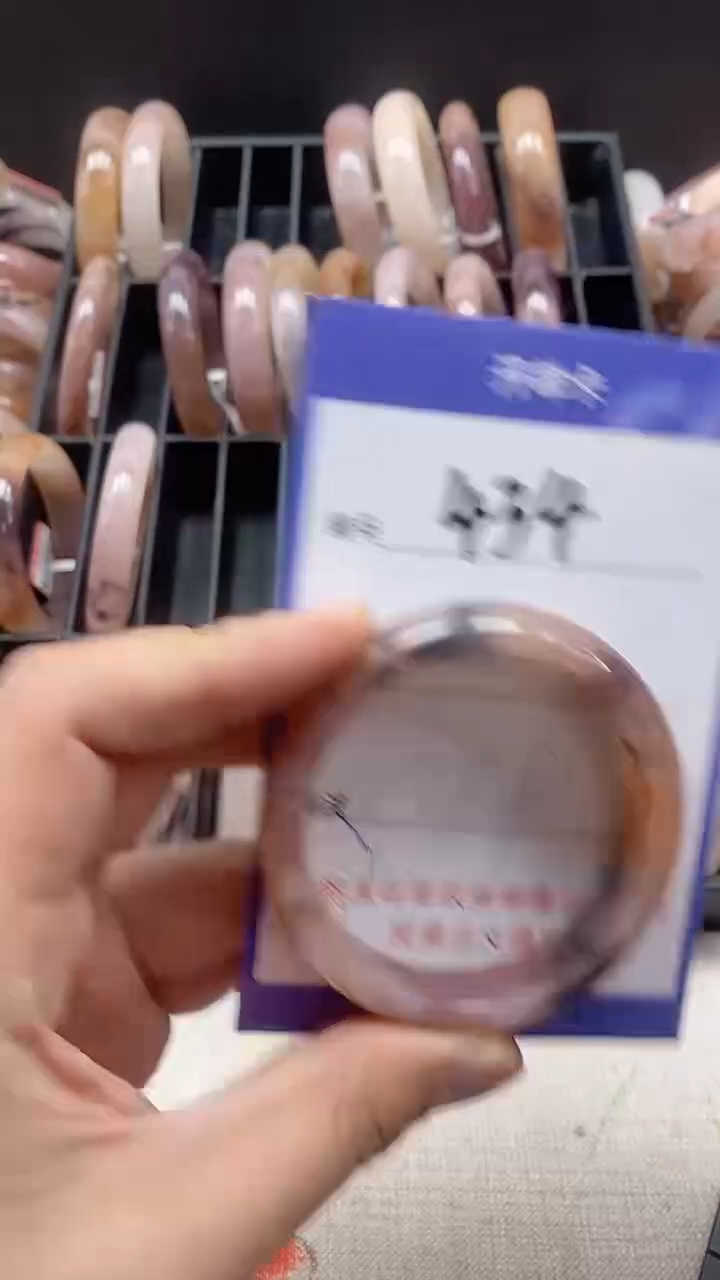 【闪购商品】石英质玉手镯未镶嵌434