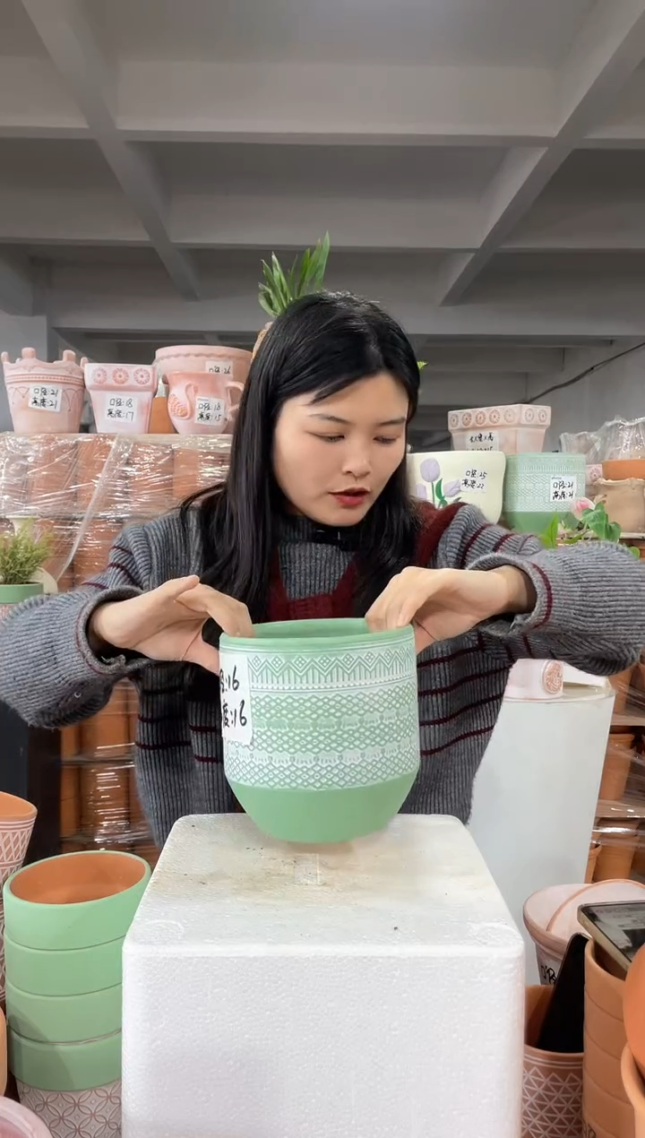 【闪购商品】红陶119机雕绿色16-16