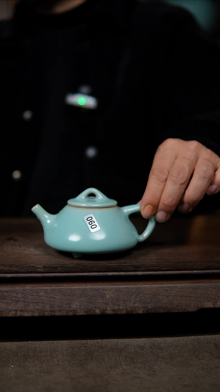 【闪购商品】杯仿古天青精工石瓢壶瑕060