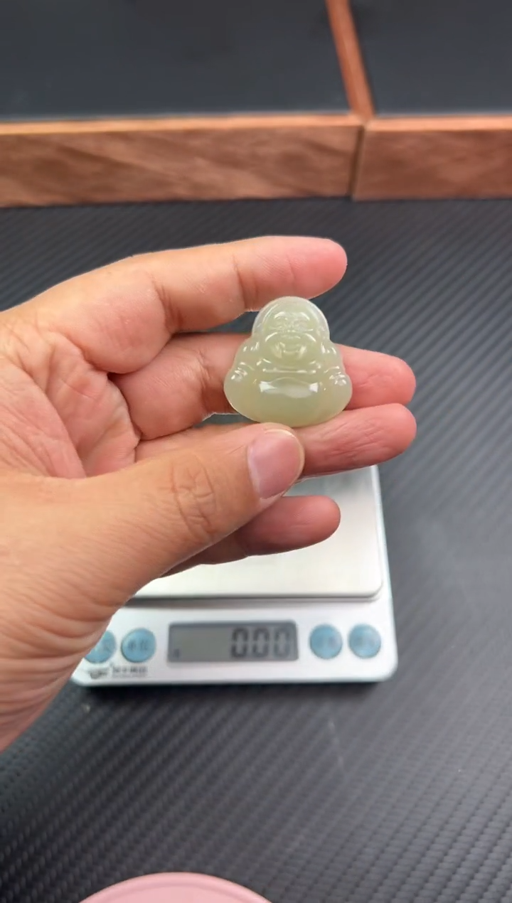 【闪购商品】和田玉吊坠(赠链)未镶嵌且末微色差近矿