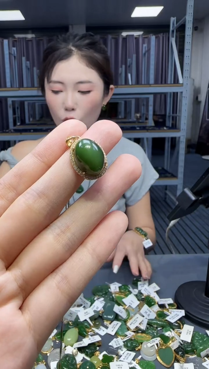 和田玉银S925镶嵌挂件 不含链