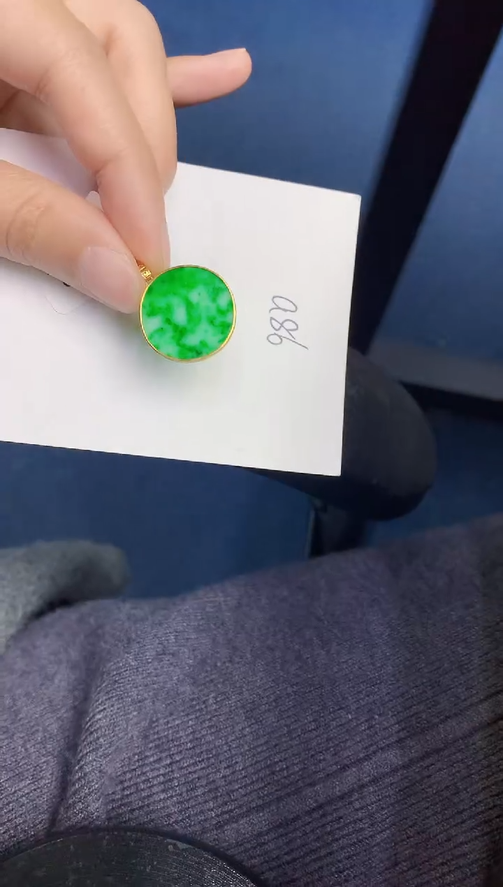 【闪购商品】翡翠颈饰18K金镶嵌000000000