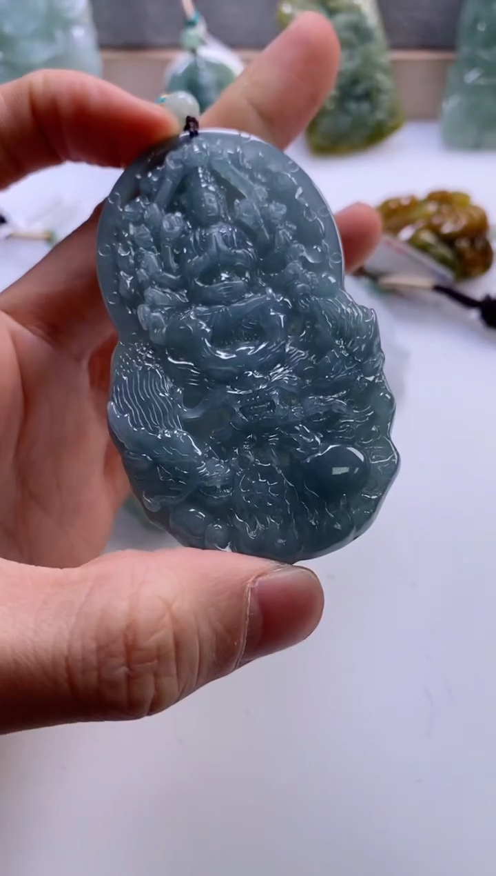 【闪购商品】翡翠挂件未镶嵌             
