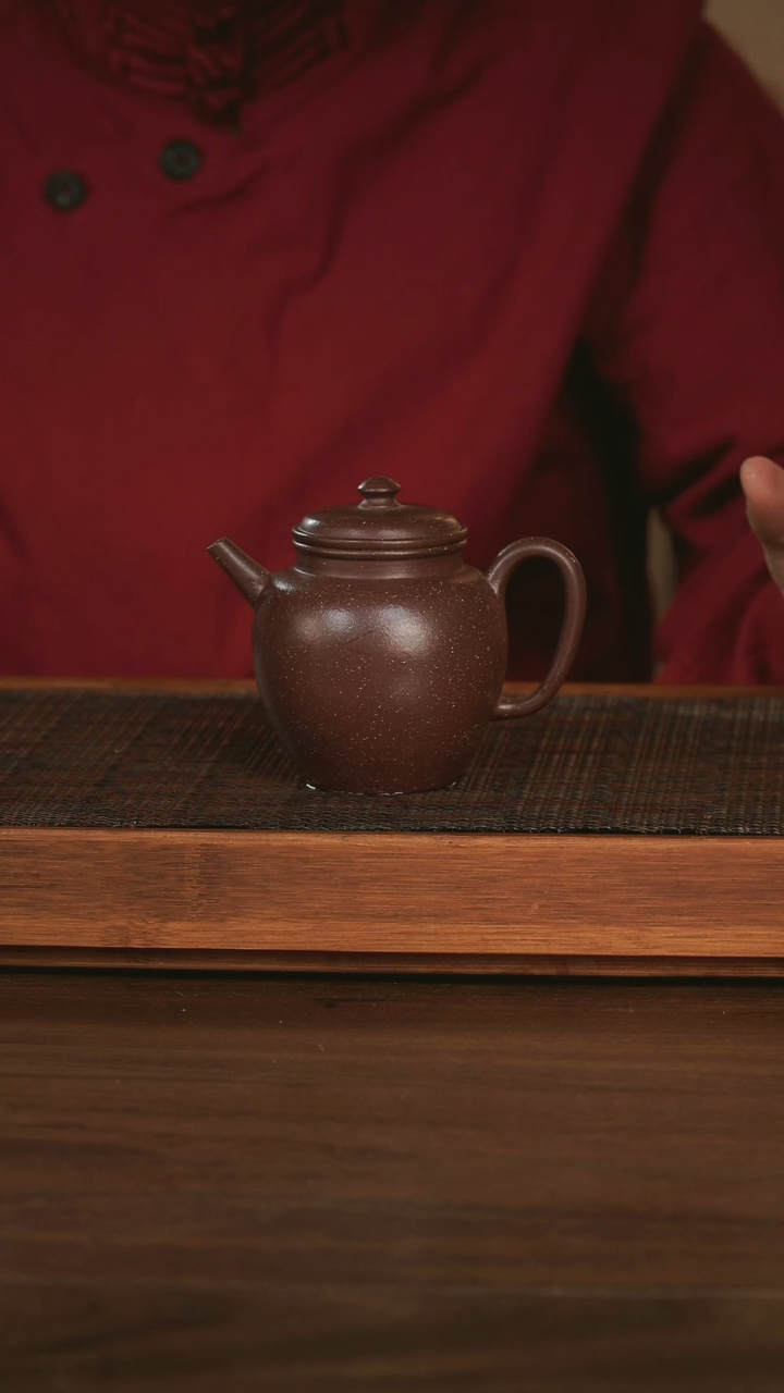 【闪购商品】紫砂茶壶 高汲直 紫玉金砂 