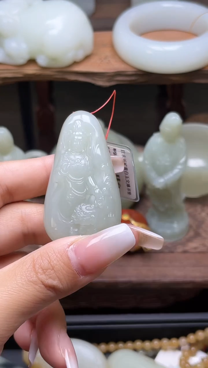 【闪购商品】和田玉吊坠未镶嵌且末青白随形观音822289