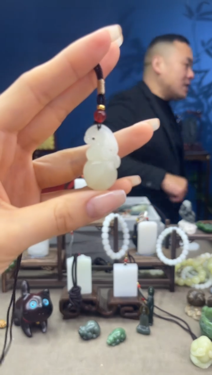 【闪购商品】和田玉颈饰未镶嵌1